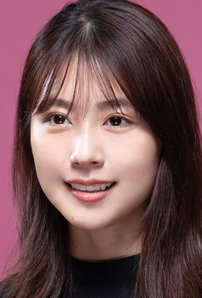  笑顔の女性のポートレート