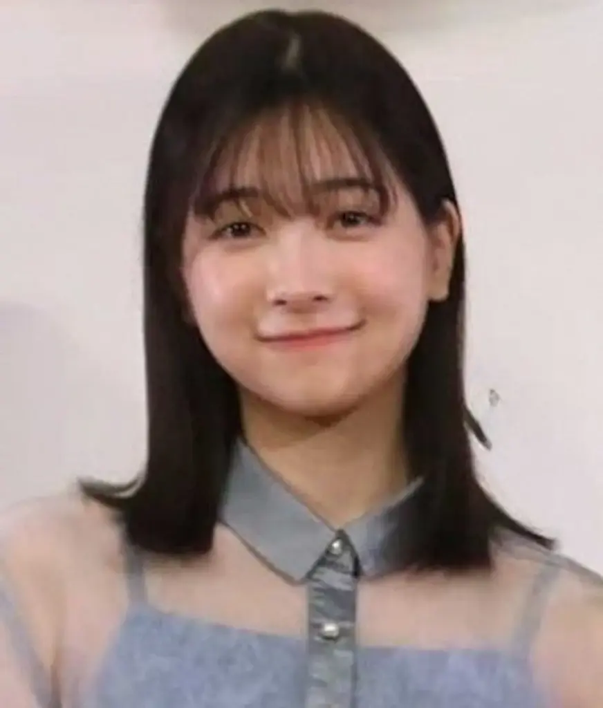 今森茉耶さんの正面からの画像