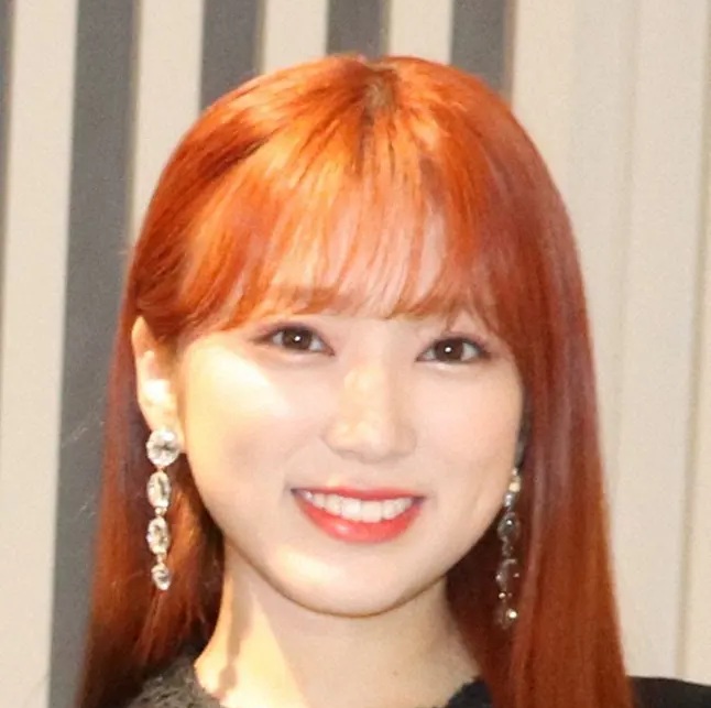 田中美久さんの親友であり元HKT48同期の矢吹奈子さんの笑顔。